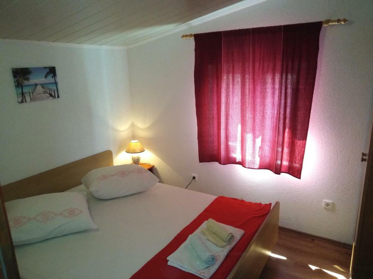 Apartman Rodic 奥米什 外观 照片