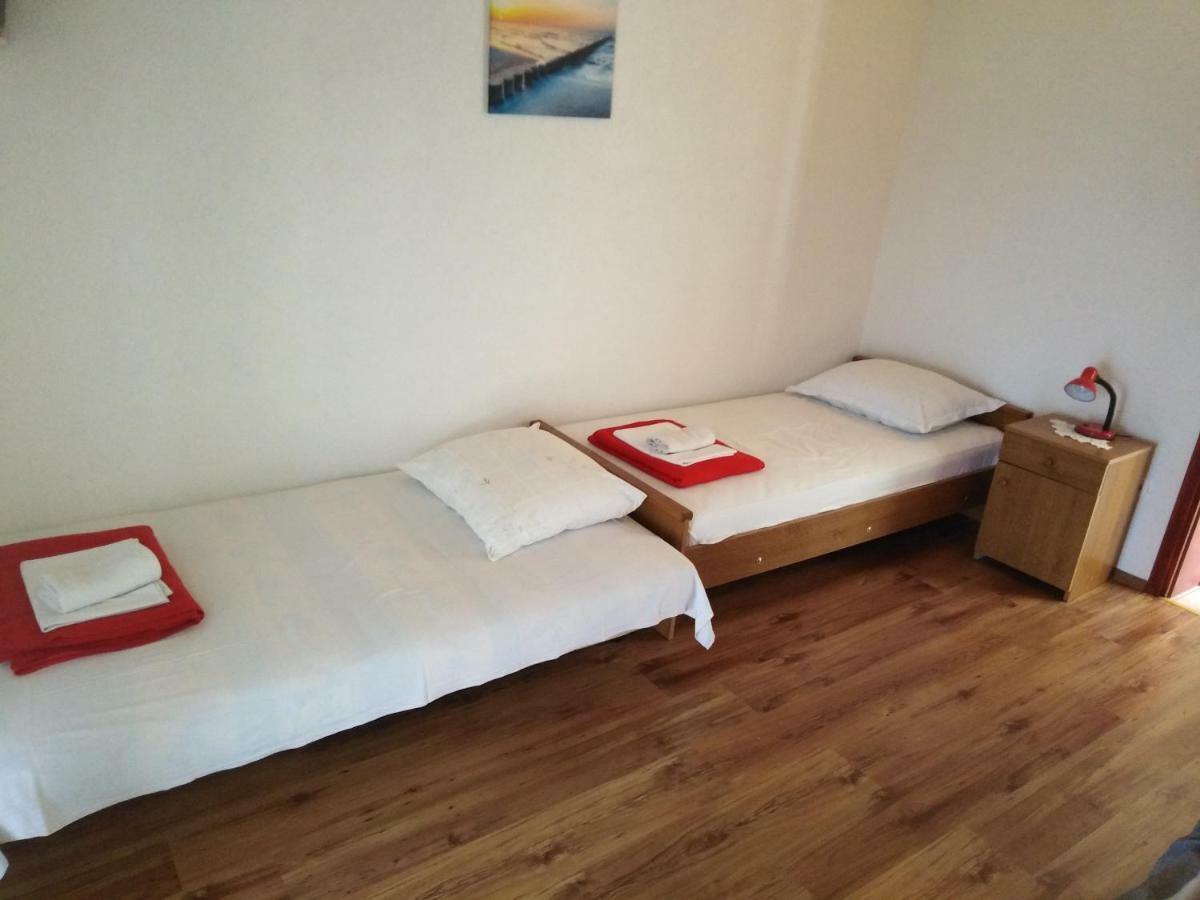 Apartman Rodic 奥米什 外观 照片